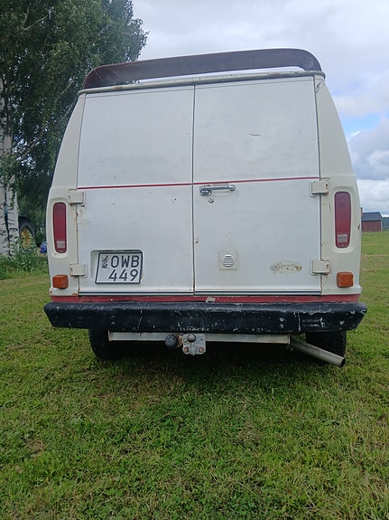 Ford Econoline 6 of 9