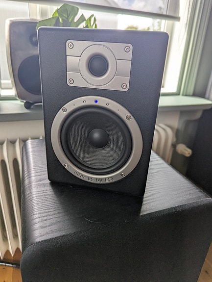 Product image 1 of 5