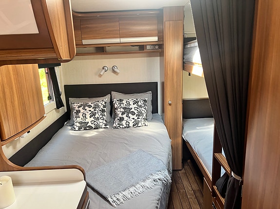 Cabby 650 Family Edition Barnkammarvagn F2C 10 of 13