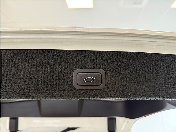 Volvo V70 25 of 26
