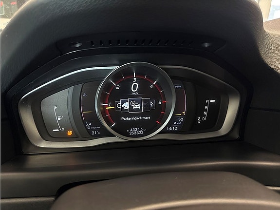 Volvo V70 17 of 26