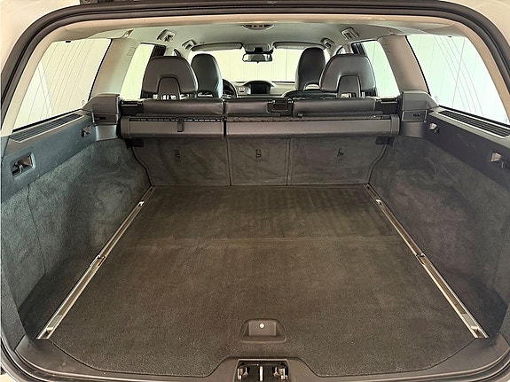 Volvo V70 24 of 26