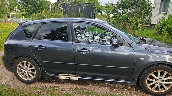 Mazda 3 7 of 9