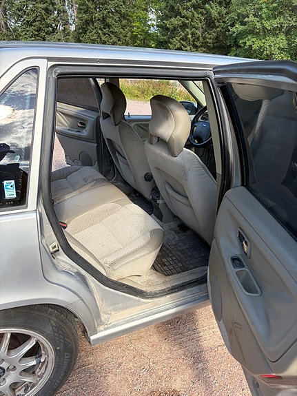 Volvo S70 7 of 11
