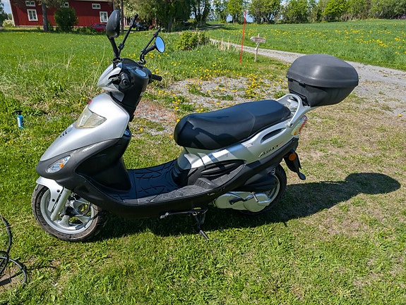 Kymco Movie 150 3 of 4