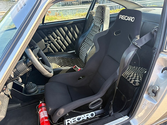 Porsche 911 6 of 9