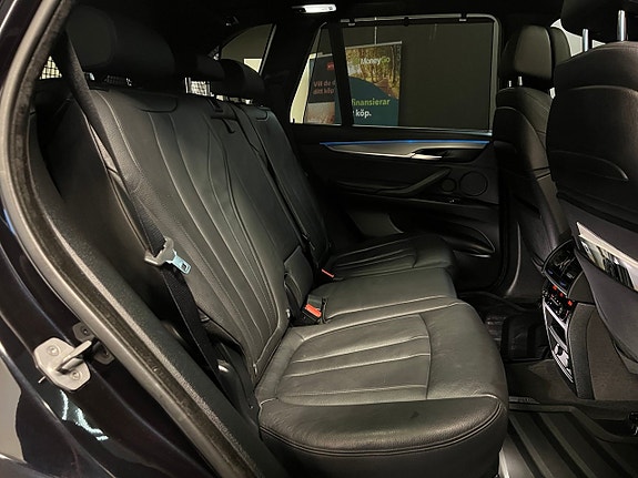 BMW X5 15 of 27