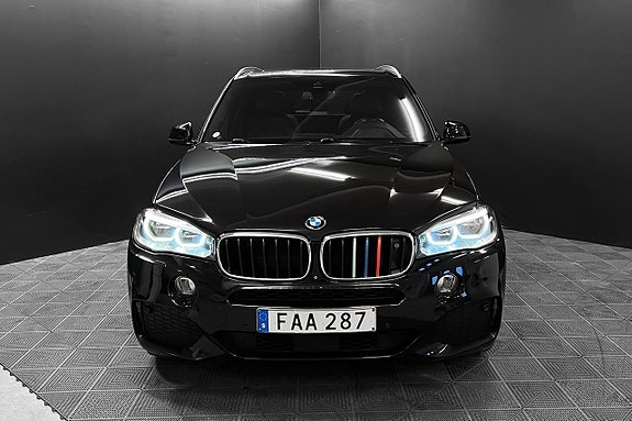 BMW X5 4 of 5