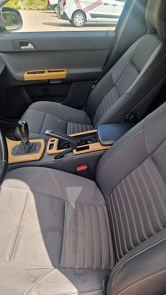 Volvo V50 4 of 5