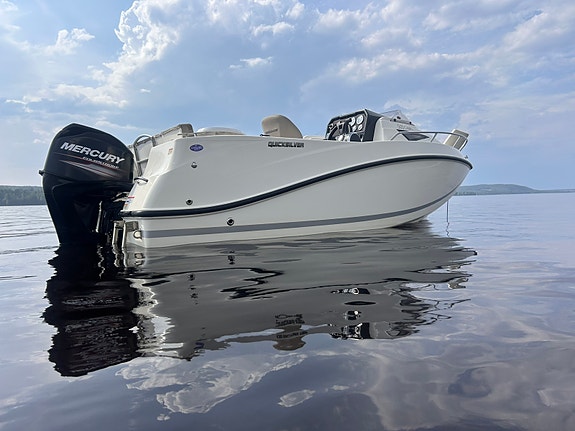 Quicksilver Active 505 Cabin 4 of 10