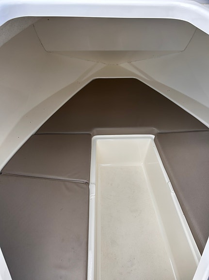 Quicksilver Active 505 Cabin 9 of 10