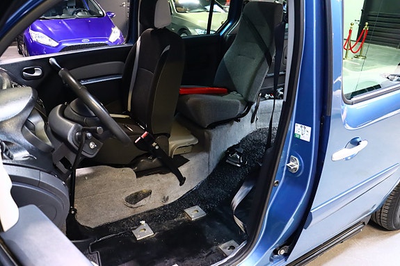 Renault Kangoo Express 17 of 27