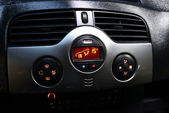 Renault Kangoo Express 24 of 27