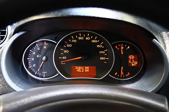 Renault Kangoo Express 19 of 27