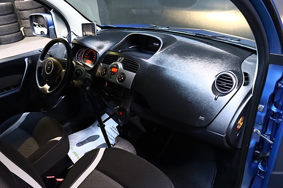 Renault Kangoo Express 11 of 27