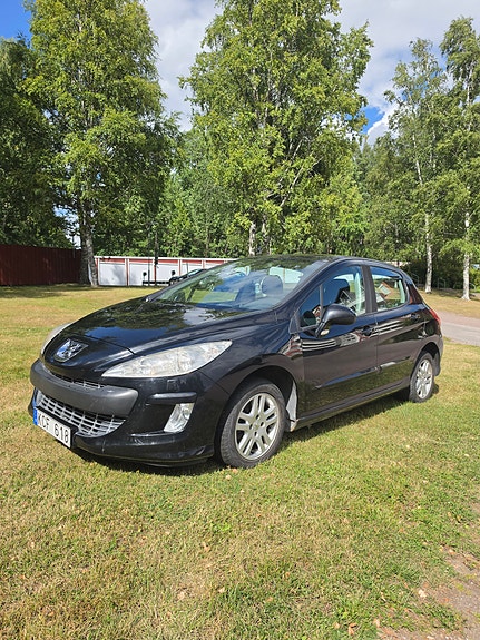 Peugeot 308 7 of 15