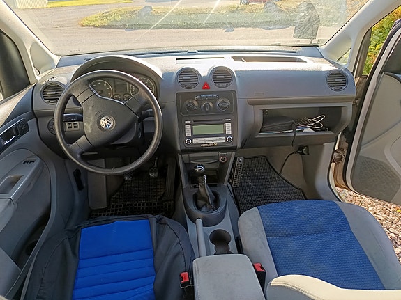 Volkswagen Caddy 4 of 5