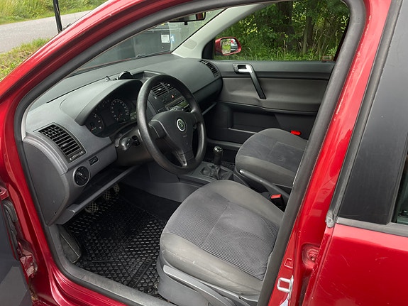 Volkswagen Polo 5 of 5