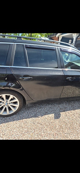 BMW 523i 6 of 6