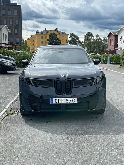 BMW iX3 2 of 5