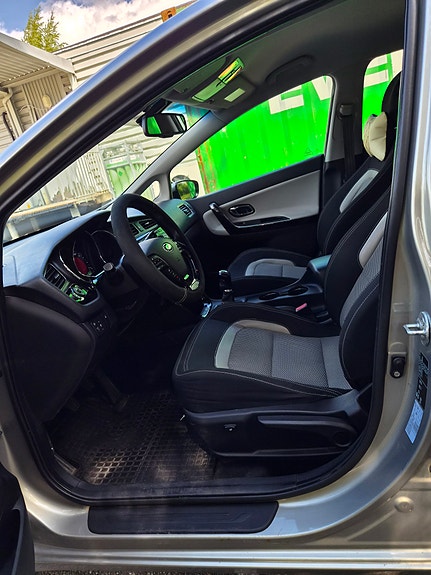 Kia Ceed 14 of 18