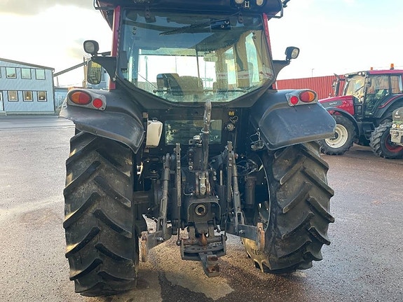Valtra N 103 3 of 11