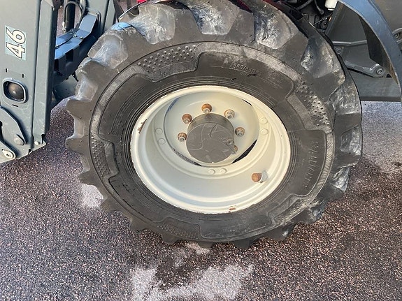 Valtra N 103 6 of 11