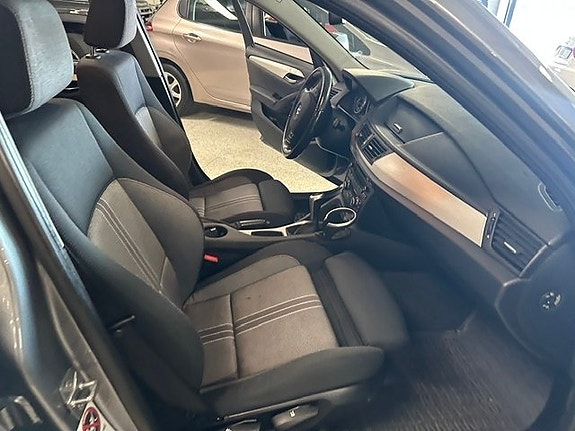 BMW X1 9 of 13