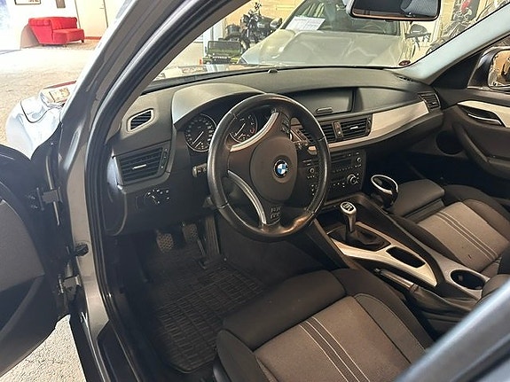 BMW X1 8 of 13