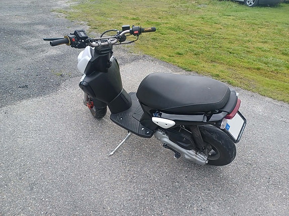 Yamaha EW50 / SLIDER 3 of 5