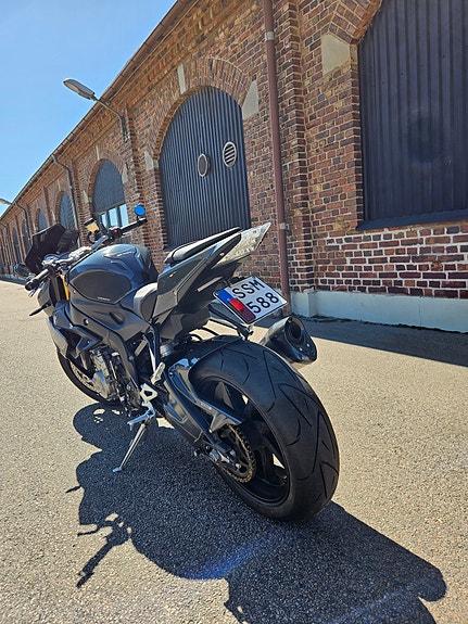 BMW S 1000 R 2 of 6