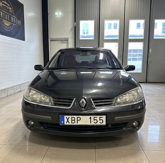 Renault Laguna 2 of 5
