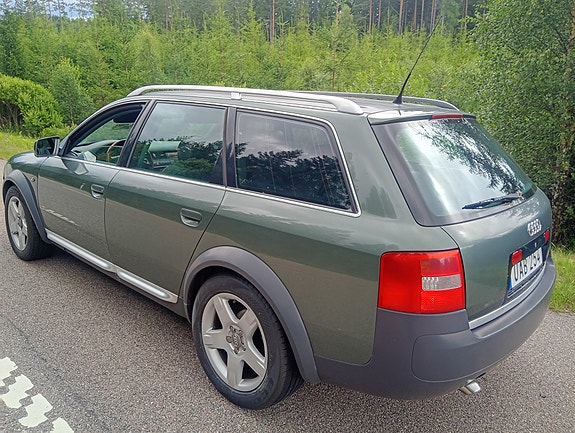Audi A6 allroad 4 of 5