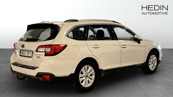 Subaru Legacy 2 of 9