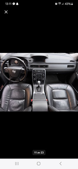 Volvo V70 3 of 7