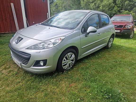 Peugeot 207 3 of 4