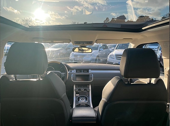 Land Rover Range Rover Evoque 7 of 13
