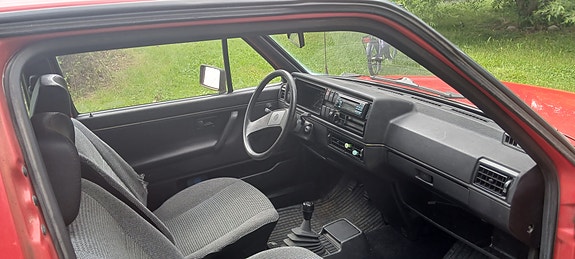 Volkswagen Golf II 3 of 4