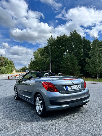 Peugeot 207 CC 5 of 16