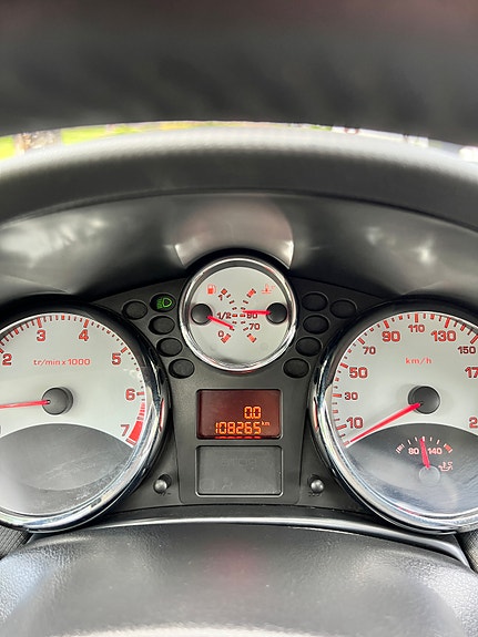 Peugeot 207 CC 16 of 16