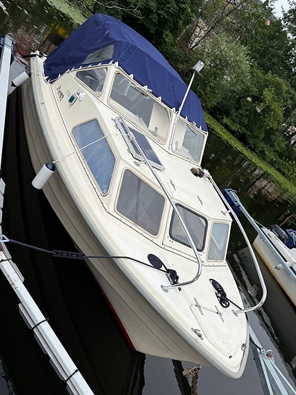 Rana 18 kabinbåt - Yamaha 115 hk 2 of 6