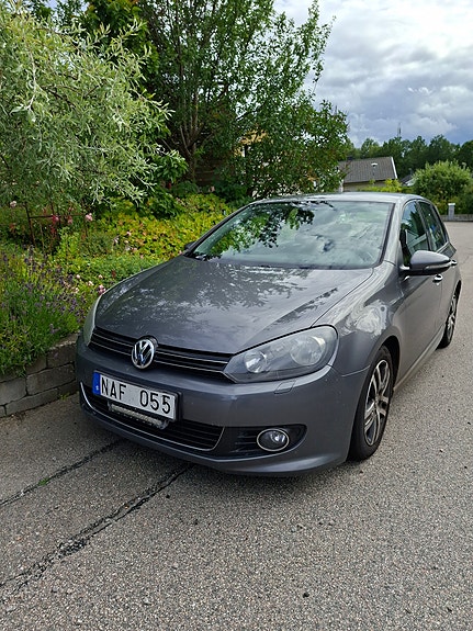Volkswagen Golf VI 2 of 3