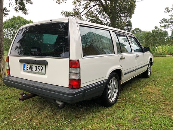 Volvo 740 3 of 5