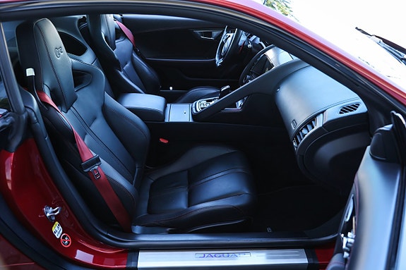 Jaguar F-TYPE 14 of 25