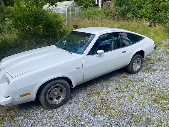 Buick Skyhawk 7 of 10