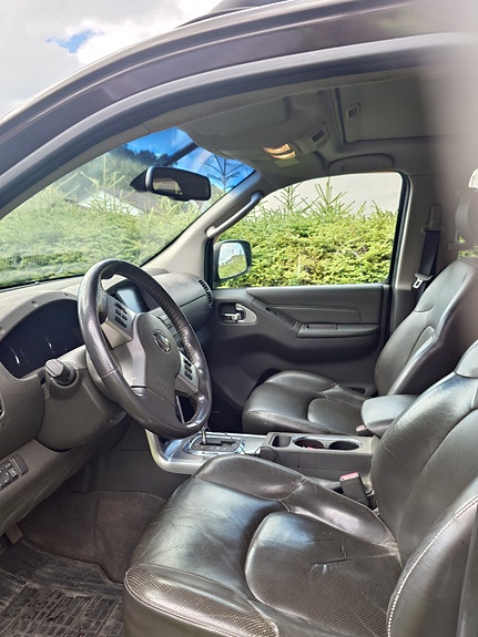 Nissan Navara 8 of 12