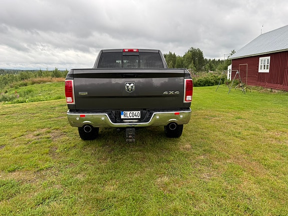 RAM 1500 4 of 5