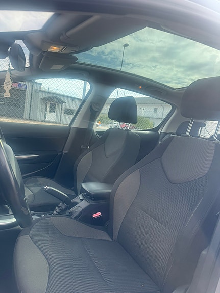 Peugeot 308 5 of 6