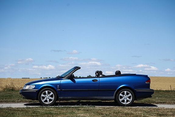 Saab 900 6 of 15