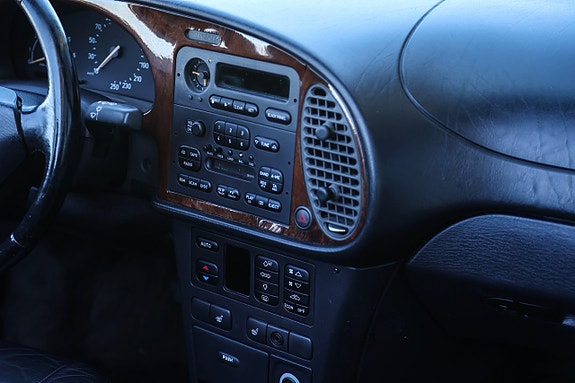 Saab 900 15 of 15